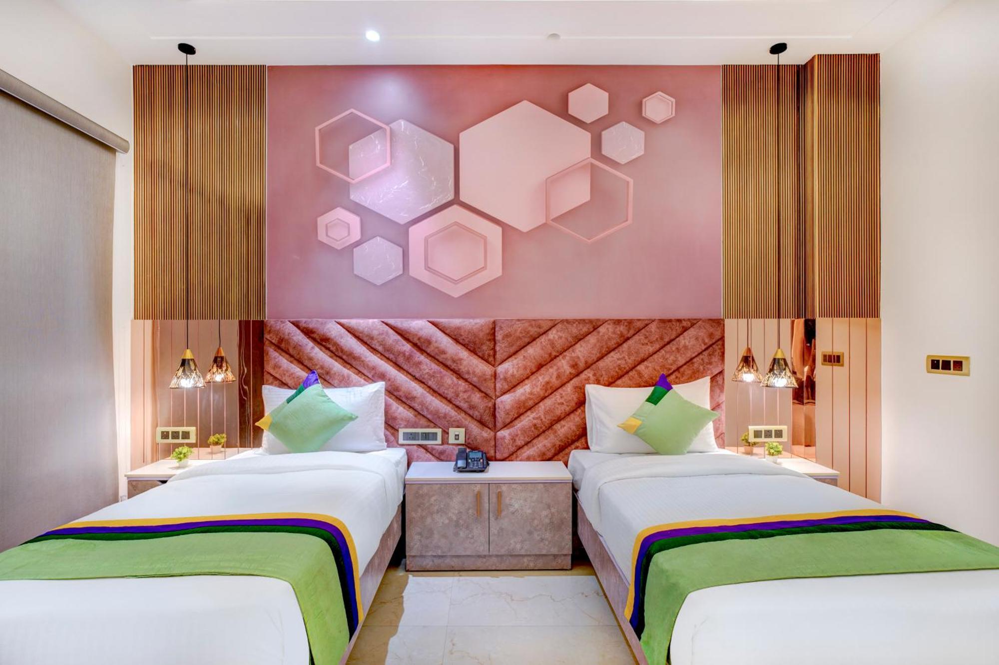 Treebo Corporate Inn Noida Dış mekan fotoğraf
