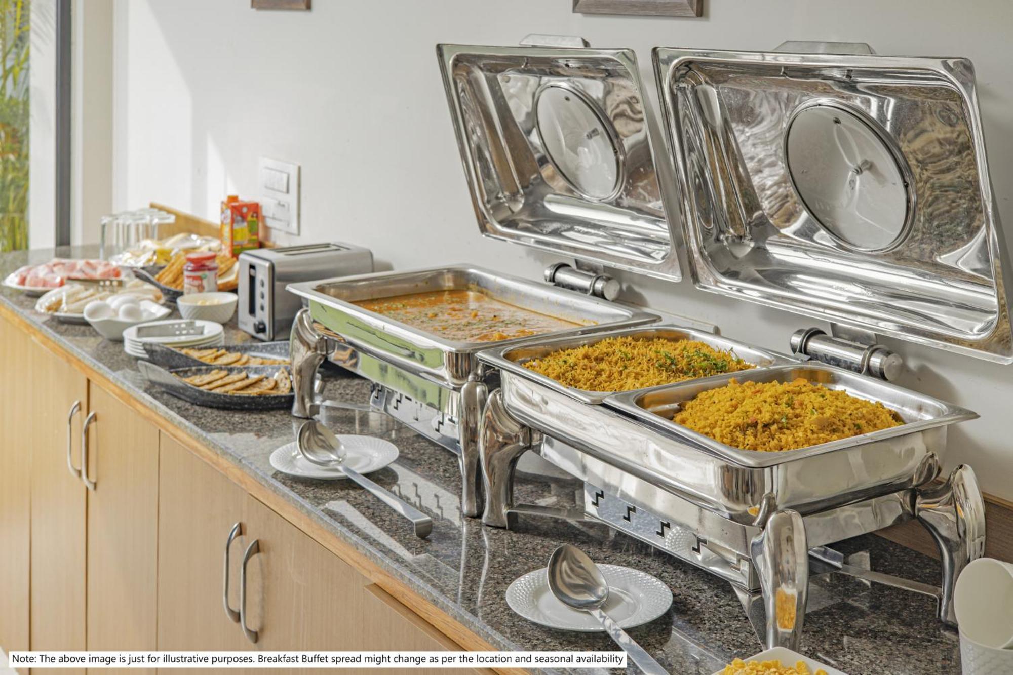 Treebo Corporate Inn Noida Dış mekan fotoğraf
